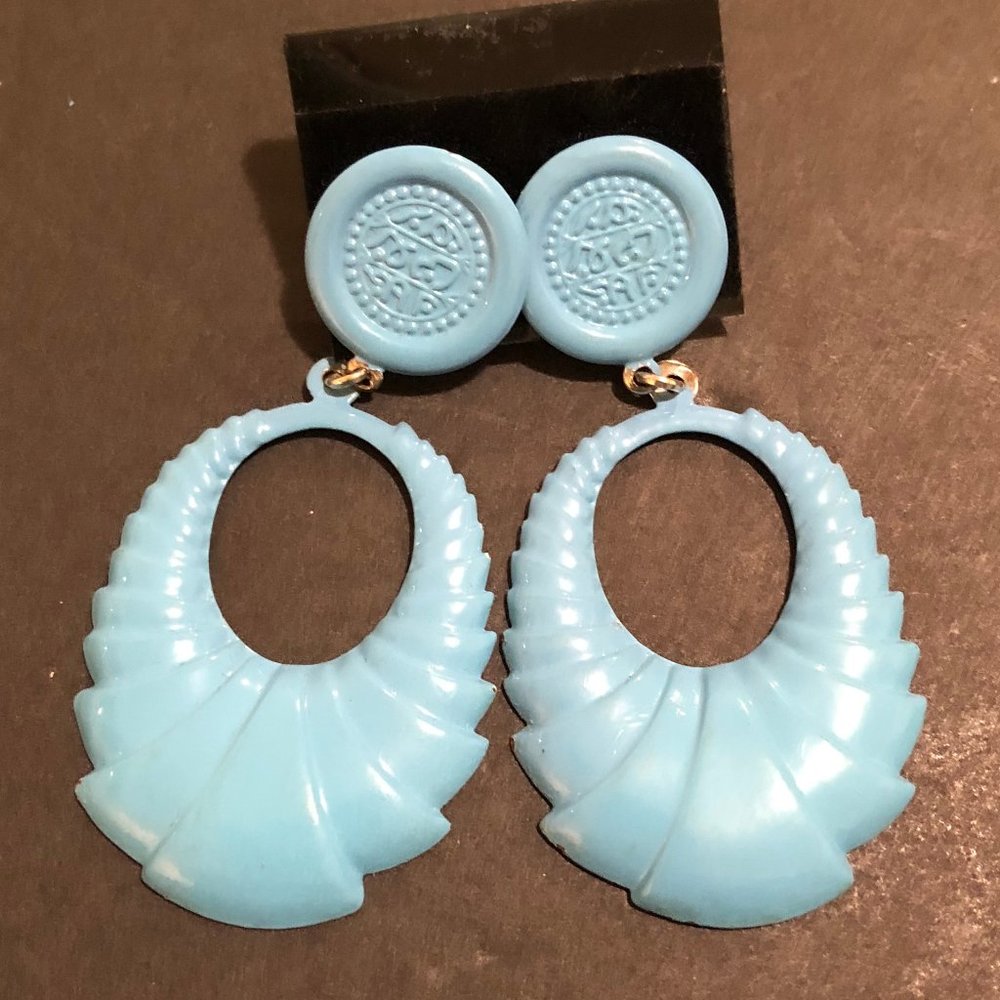 *CLEARANCE SALE* Vintage Blue Dangle Earrings